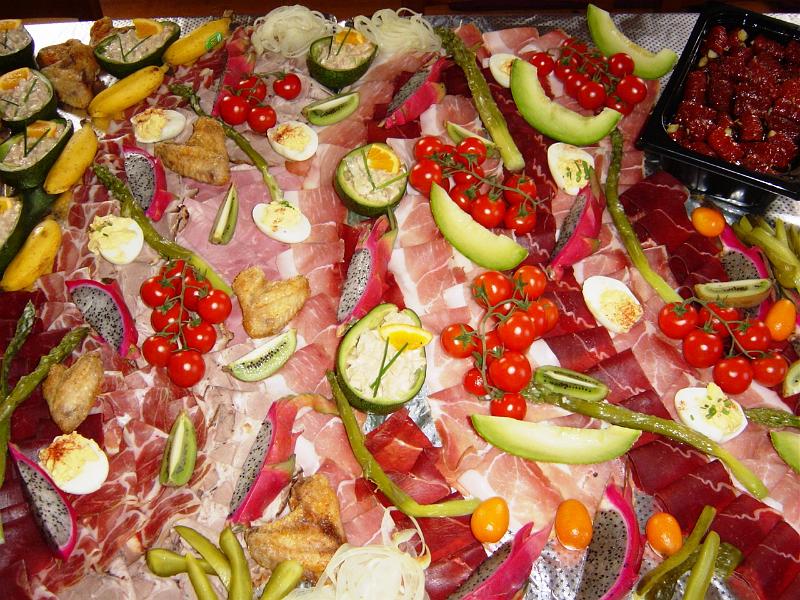 Buffet1 (1).jpg