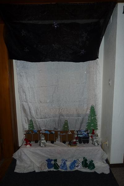 Weihnachtsdeko 2011.JPG - Weihnachtsdeko beim Eingang 2011